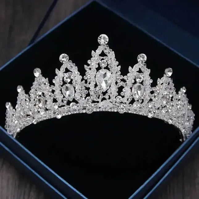 Glamorous Baroque Rhinstone Tiara - Party Expo